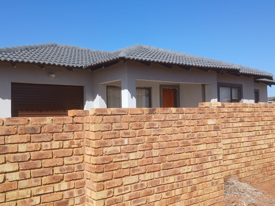 3 Bedroom Property for Sale in Westonaria Gauteng