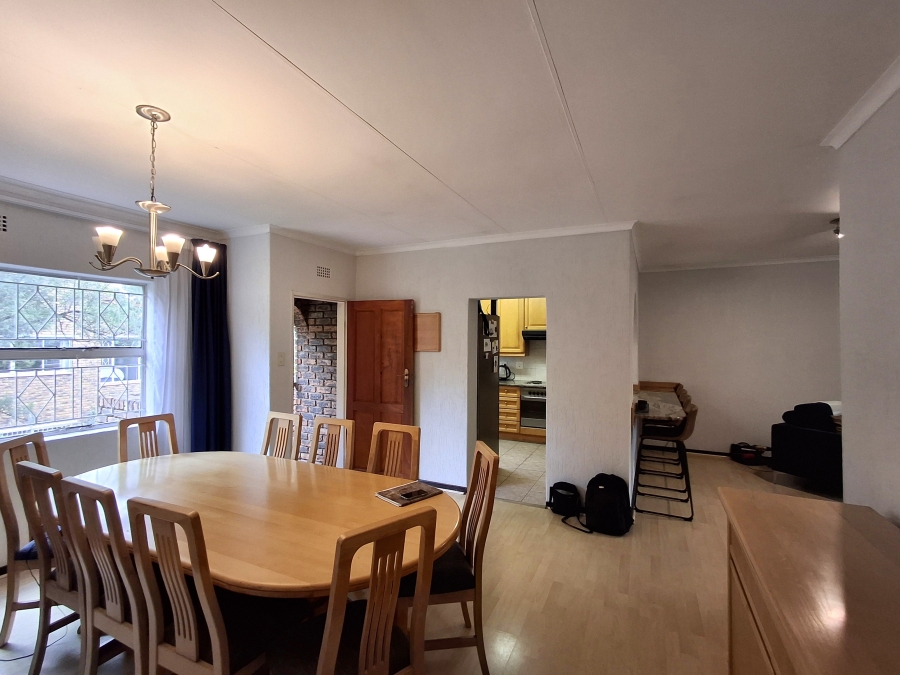 2 Bedroom Property for Sale in Atholl Gardens Gauteng