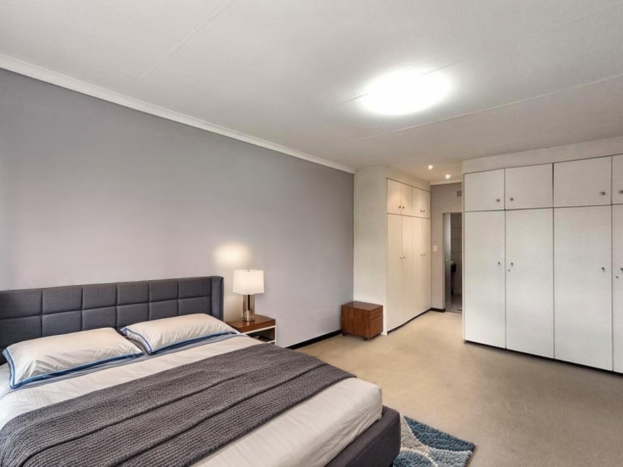 2 Bedroom Property for Sale in Atholl Gardens Gauteng