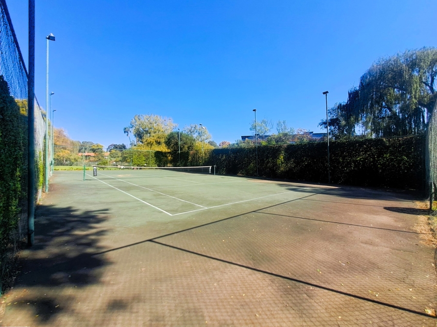 2 Bedroom Property for Sale in Atholl Gardens Gauteng