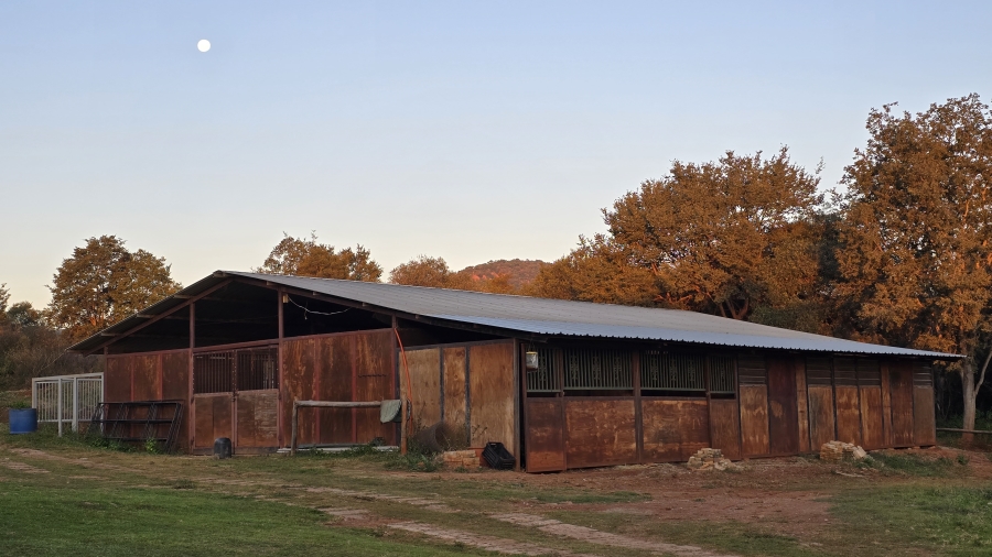 4 Bedroom Property for Sale in Hekpoort Gauteng