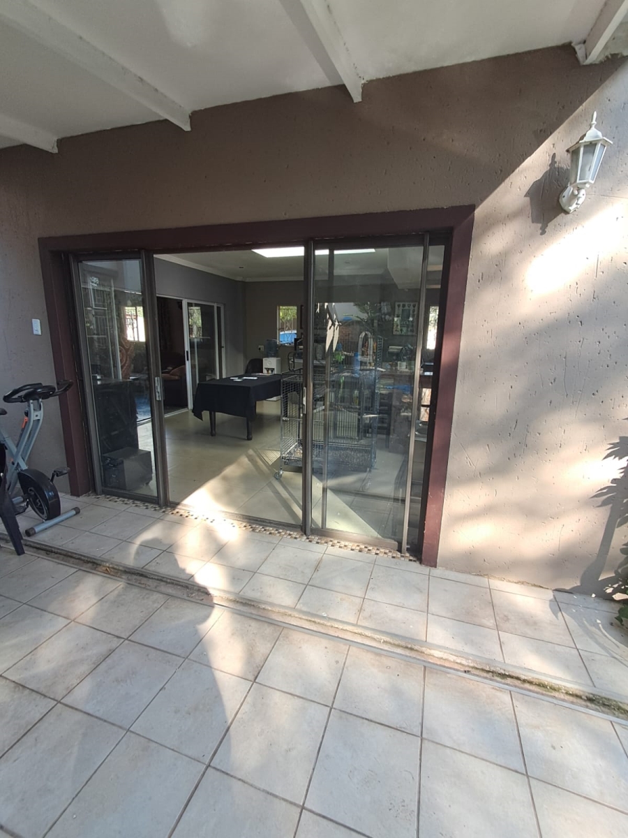 4 Bedroom Property for Sale in Brackenhurst Gauteng