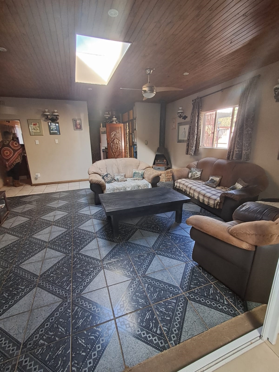 4 Bedroom Property for Sale in Brackenhurst Gauteng