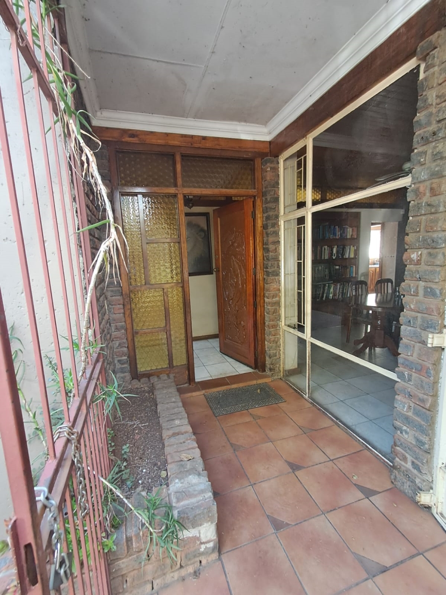 4 Bedroom Property for Sale in Brackenhurst Gauteng