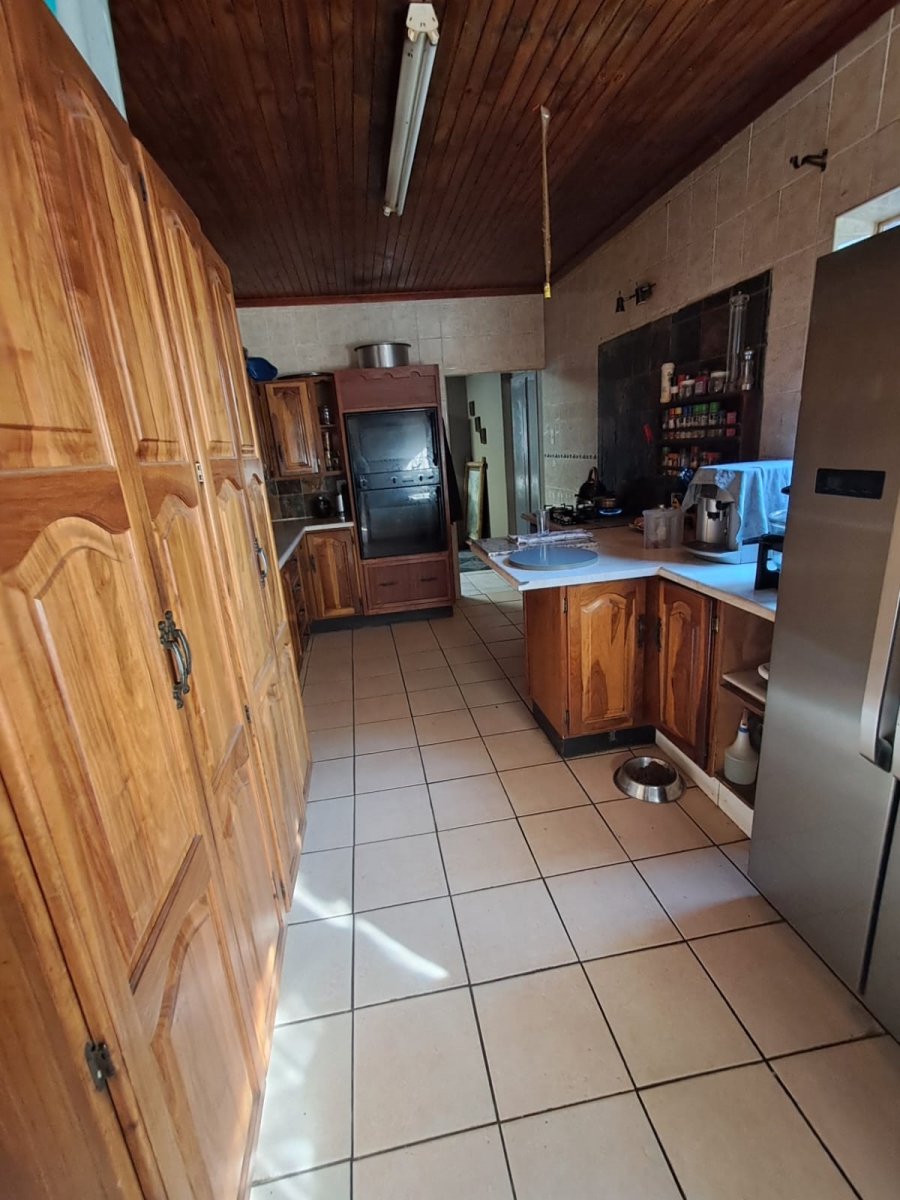 4 Bedroom Property for Sale in Brackenhurst Gauteng
