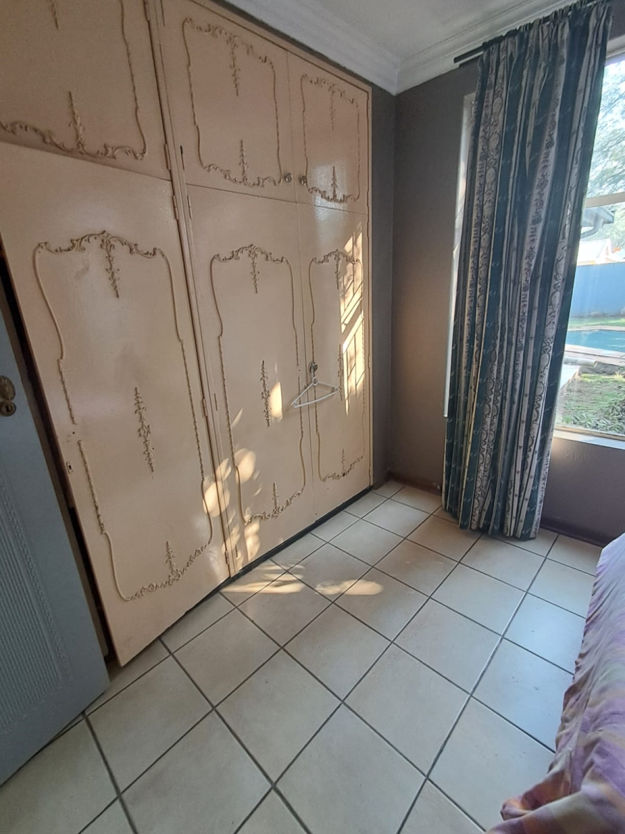 4 Bedroom Property for Sale in Brackenhurst Gauteng