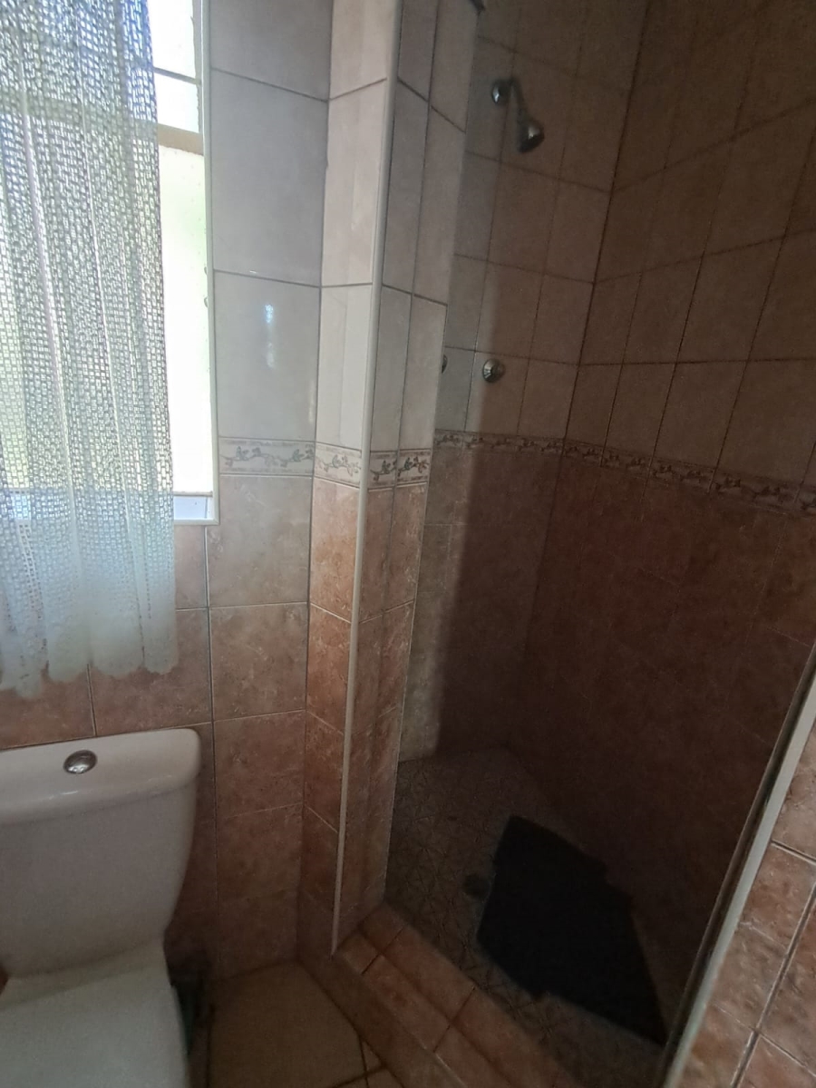 4 Bedroom Property for Sale in Brackenhurst Gauteng