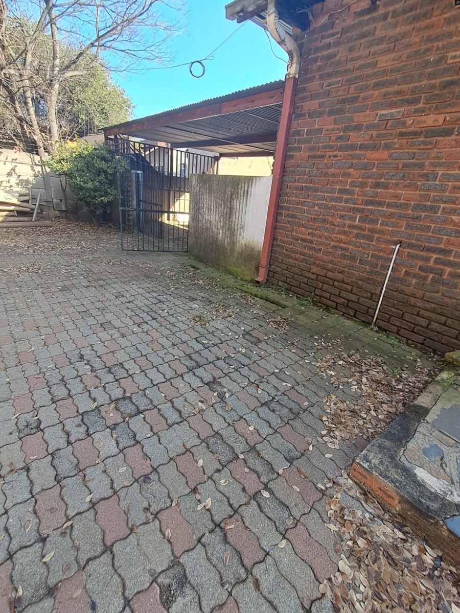 4 Bedroom Property for Sale in Brackenhurst Gauteng
