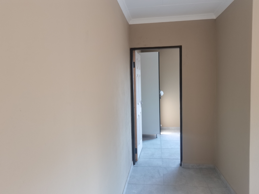 10 Bedroom Property for Sale in Cosmo City Gauteng