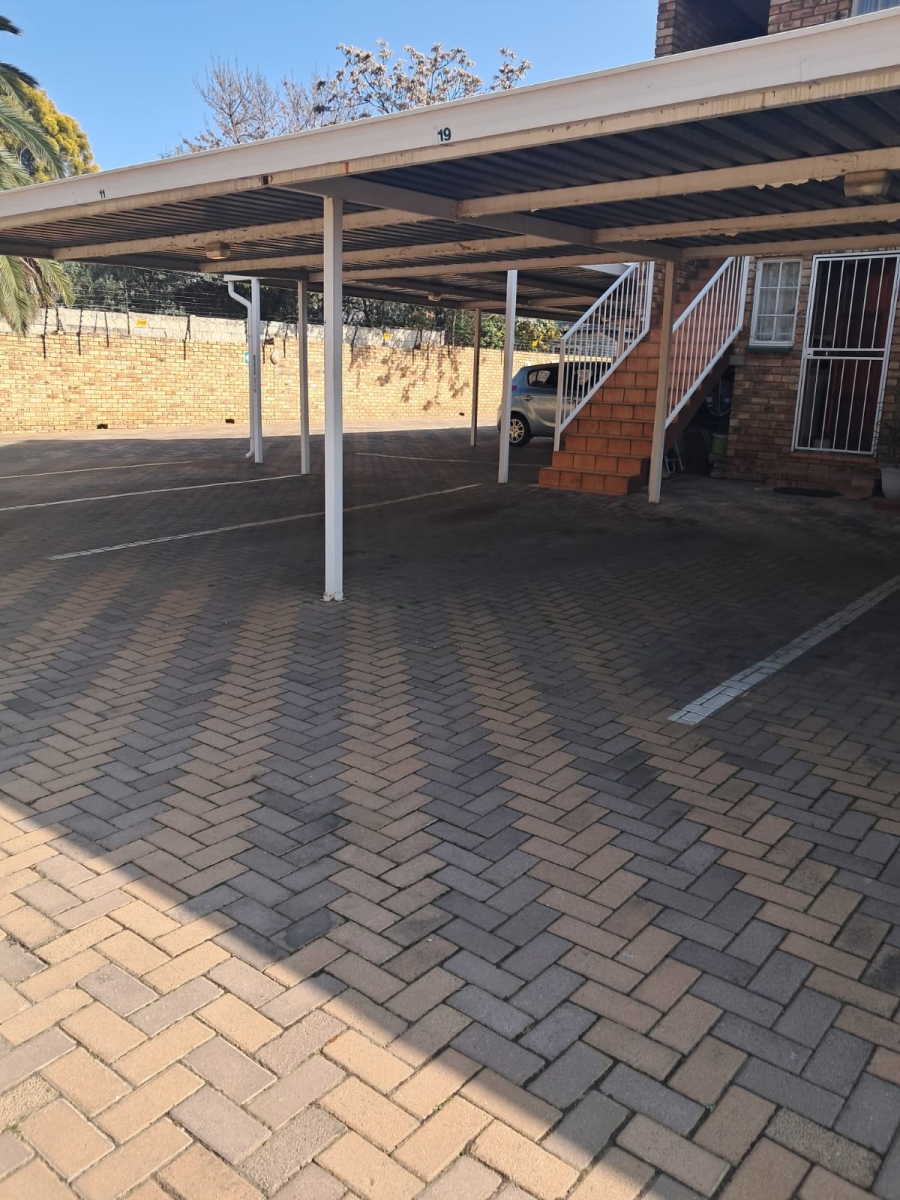 3 Bedroom Property for Sale in Brackenhurst Gauteng