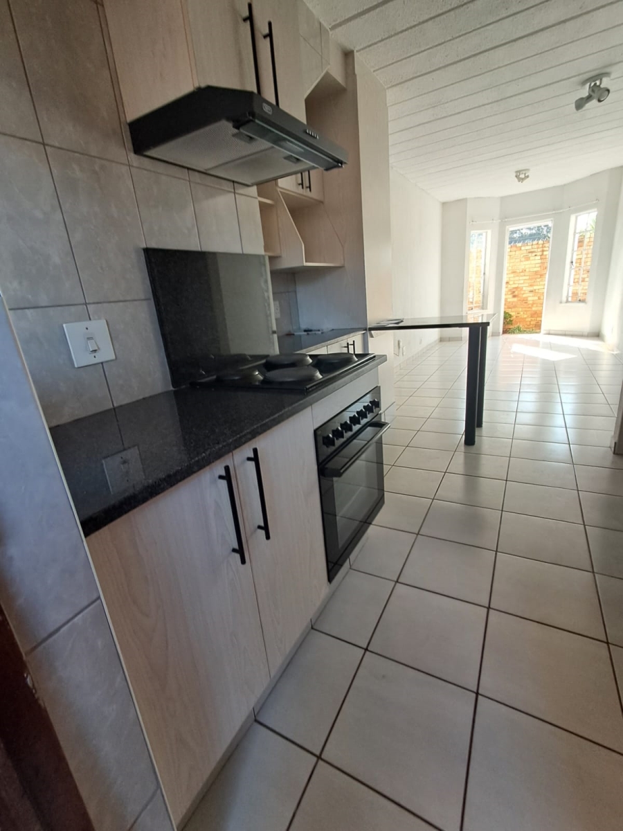 3 Bedroom Property for Sale in Brackenhurst Gauteng