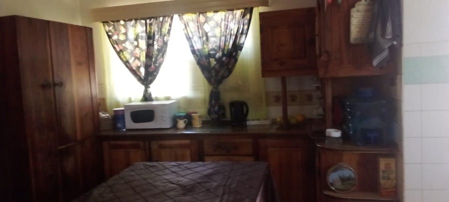 4 Bedroom Property for Sale in Vanderbijlpark Cw 6 Gauteng
