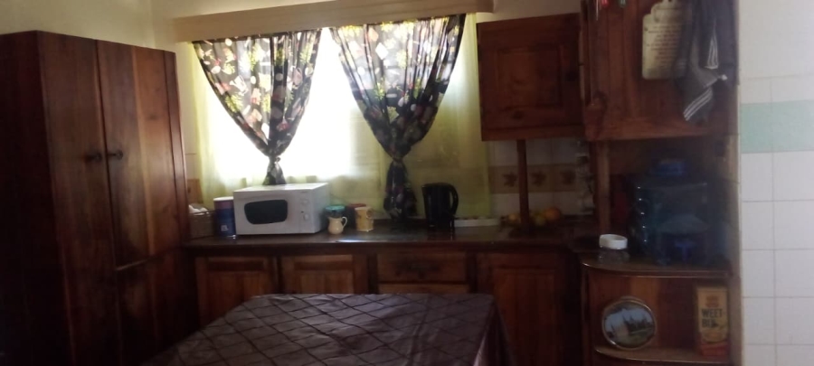 4 Bedroom Property for Sale in Vanderbijlpark Cw 6 Gauteng