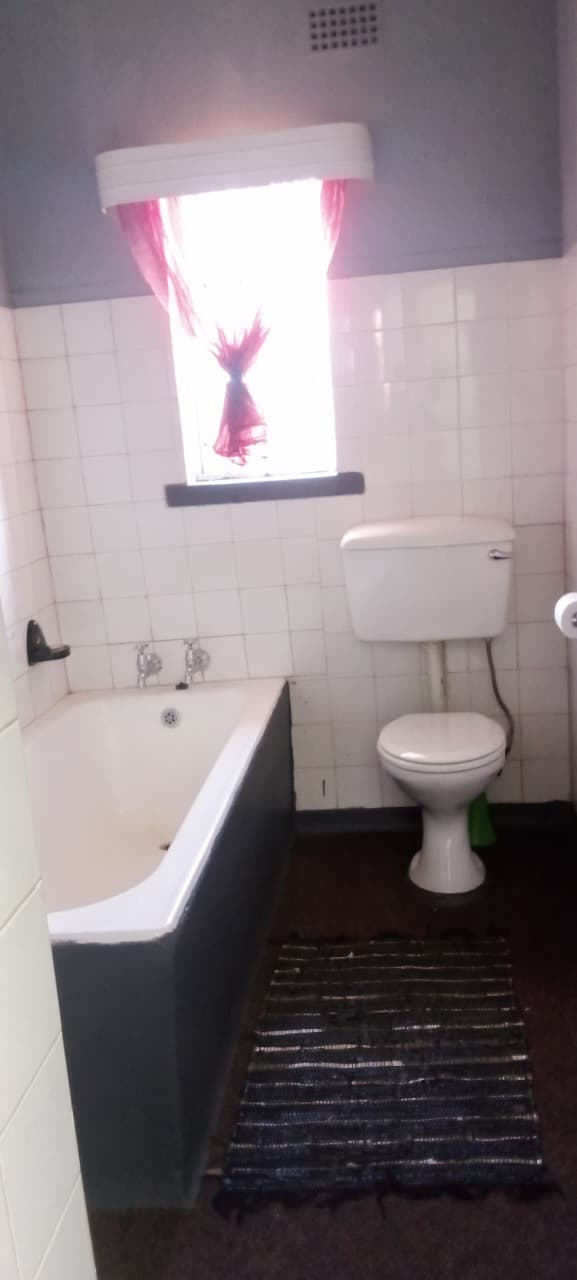 4 Bedroom Property for Sale in Vanderbijlpark Cw 6 Gauteng