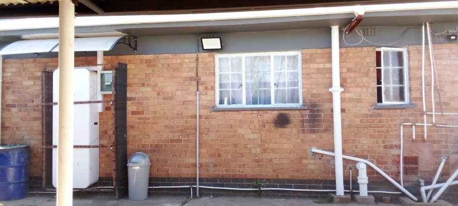 4 Bedroom Property for Sale in Vanderbijlpark Cw 6 Gauteng