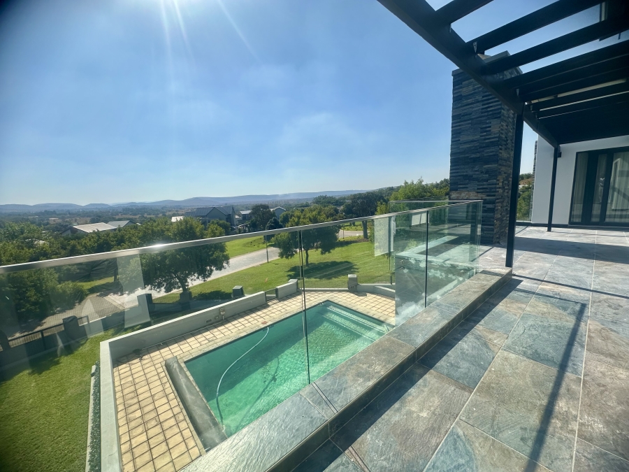 5 Bedroom Property for Sale in Copperleaf Estate Gauteng