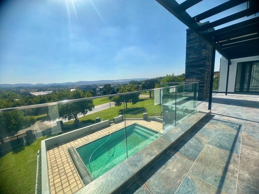5 Bedroom Property for Sale in Copperleaf Estate Gauteng