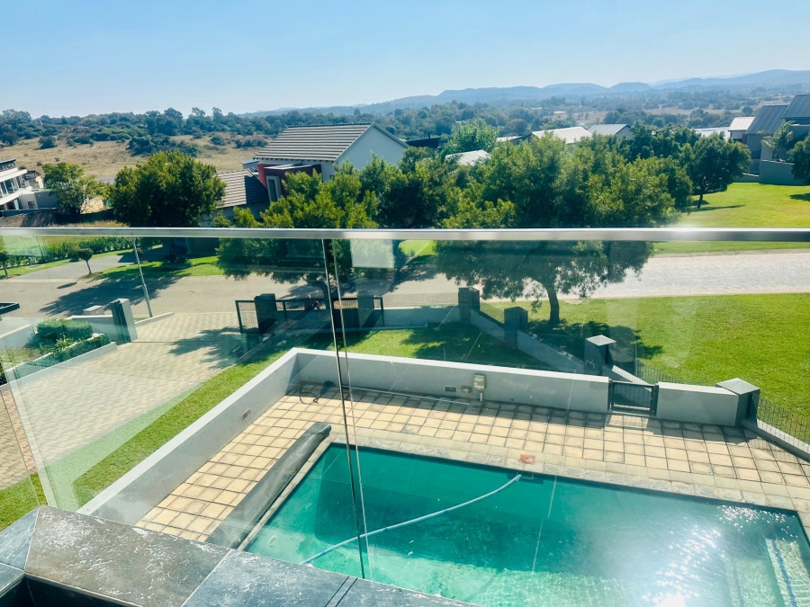 5 Bedroom Property for Sale in Copperleaf Estate Gauteng