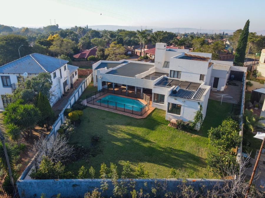 4 Bedroom Property for Sale in Moreleta Park Gauteng