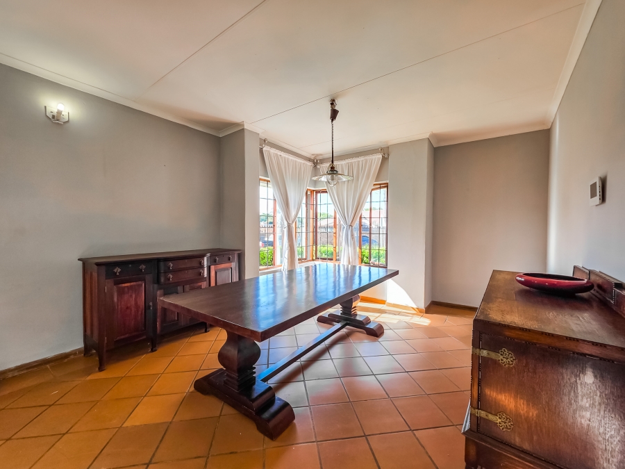 4 Bedroom Property for Sale in Moreleta Park Gauteng
