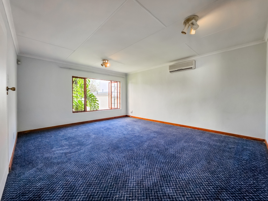 4 Bedroom Property for Sale in Moreleta Park Gauteng