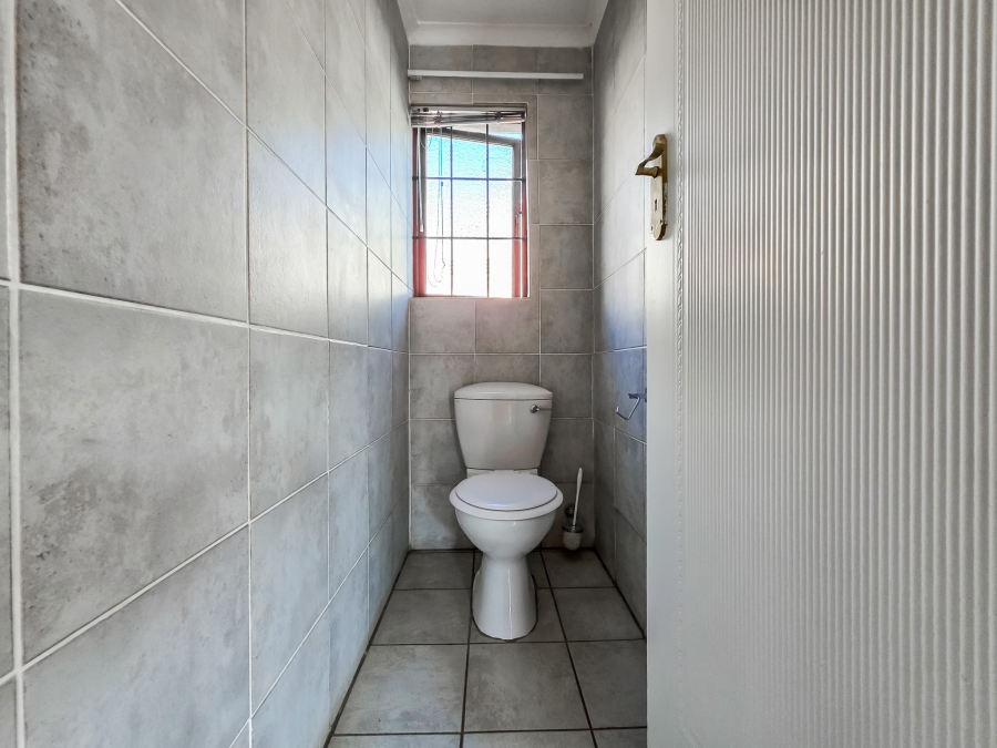 4 Bedroom Property for Sale in Moreleta Park Gauteng