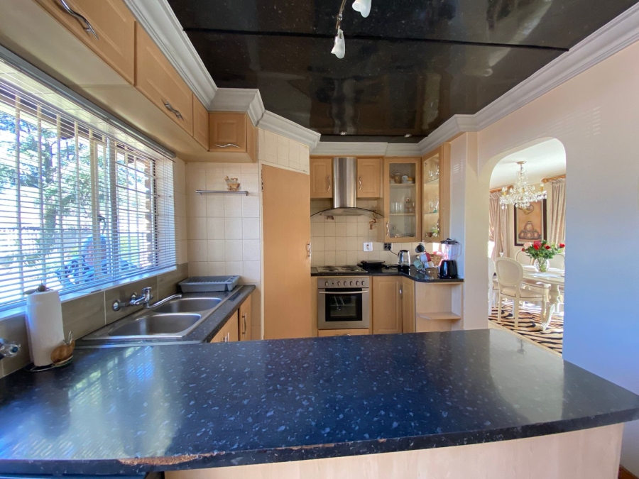 4 Bedroom Property for Sale in Albertsdal Gauteng