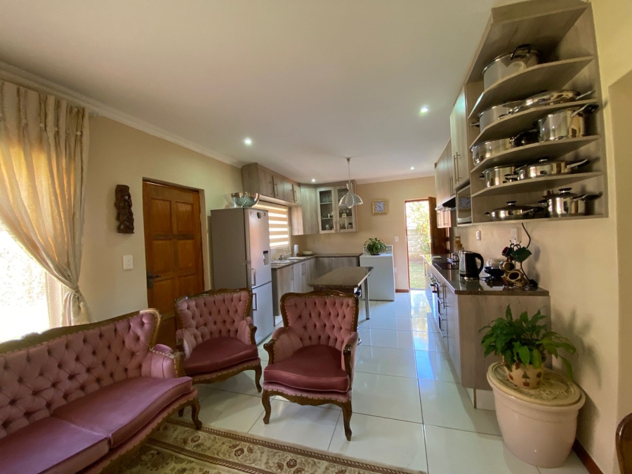 4 Bedroom Property for Sale in Albertsdal Gauteng