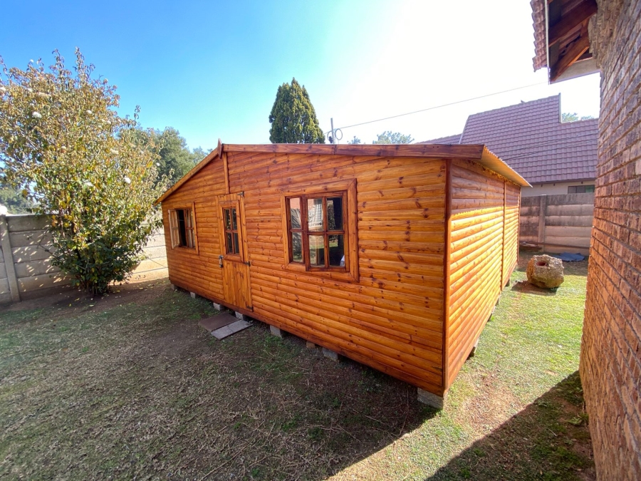 4 Bedroom Property for Sale in Albertsdal Gauteng