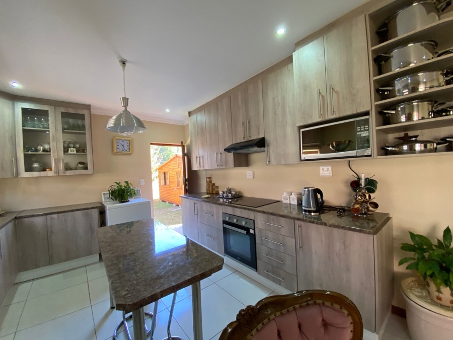 4 Bedroom Property for Sale in Albertsdal Gauteng