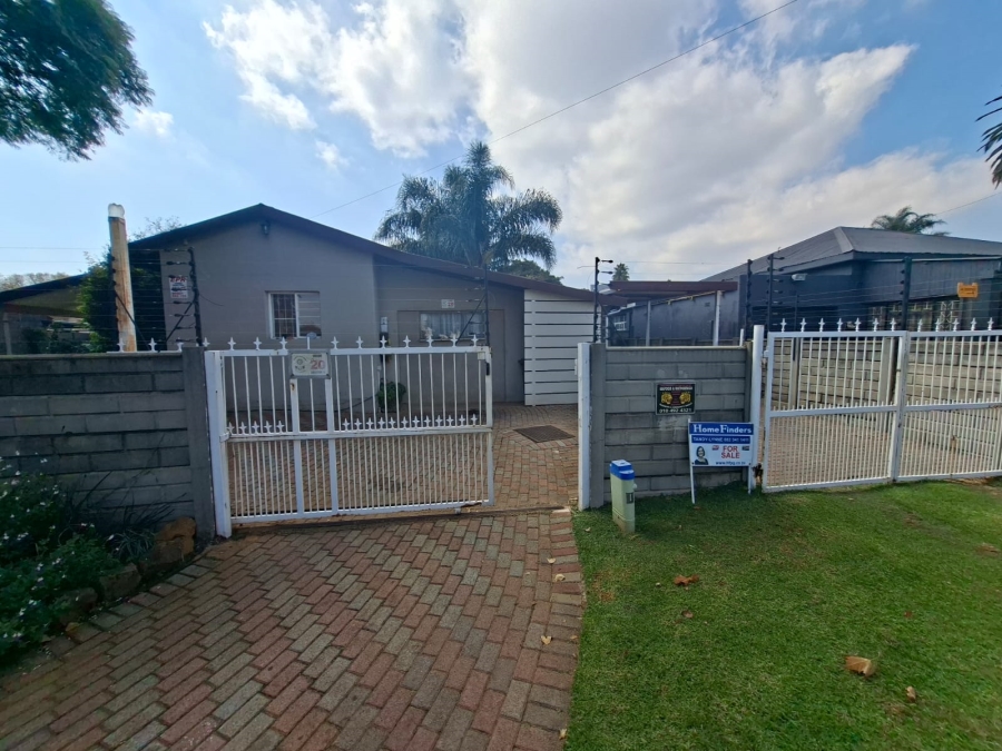 4 Bedroom Property for Sale in Krugersdorp North Gauteng