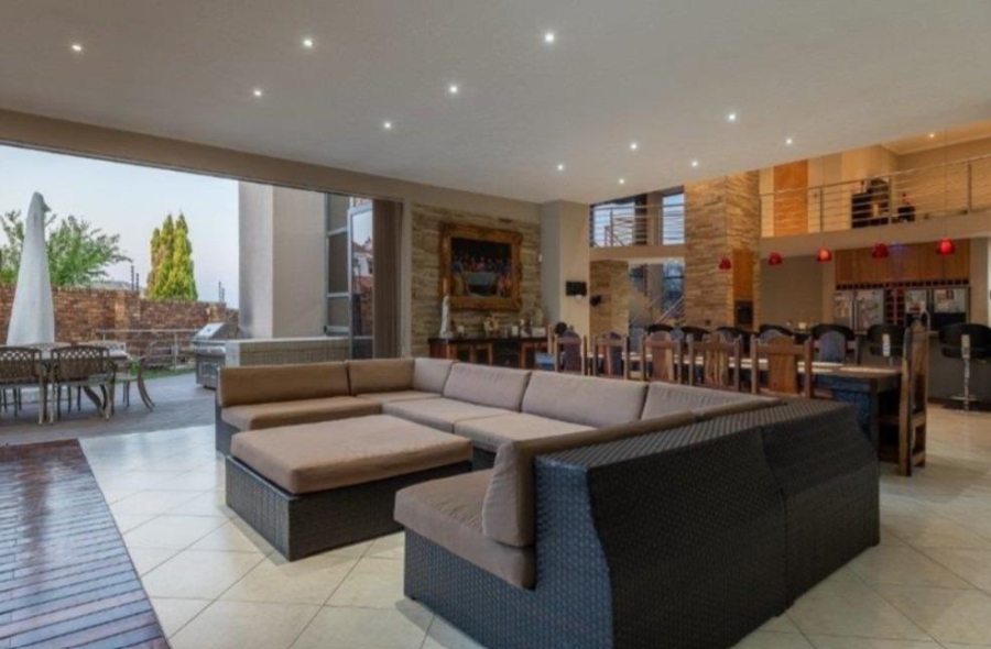 6 Bedroom Property for Sale in Meyersdal Gauteng