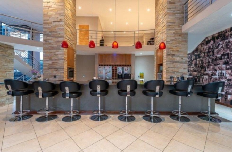 6 Bedroom Property for Sale in Meyersdal Gauteng