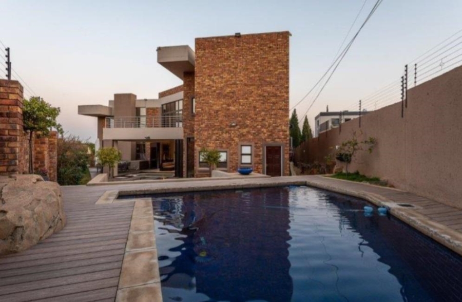 6 Bedroom Property for Sale in Meyersdal Gauteng