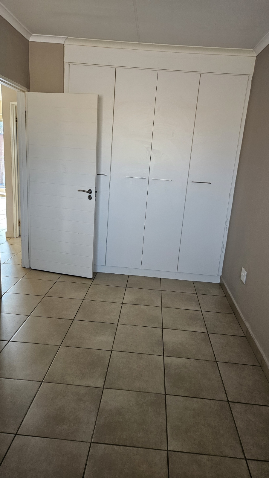 2 Bedroom Property for Sale in Montana Gauteng
