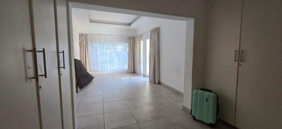 5 Bedroom Property for Sale in Elardus Park Gauteng