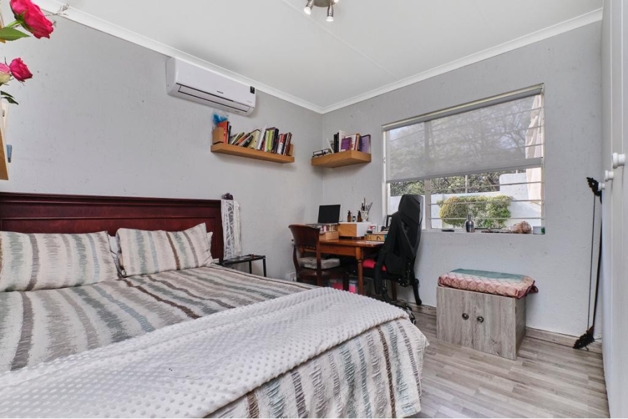 2 Bedroom Property for Sale in Morningside Gauteng