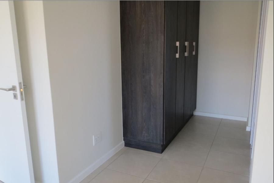 To Let 1 Bedroom Property for Rent in Modderfontein Gauteng