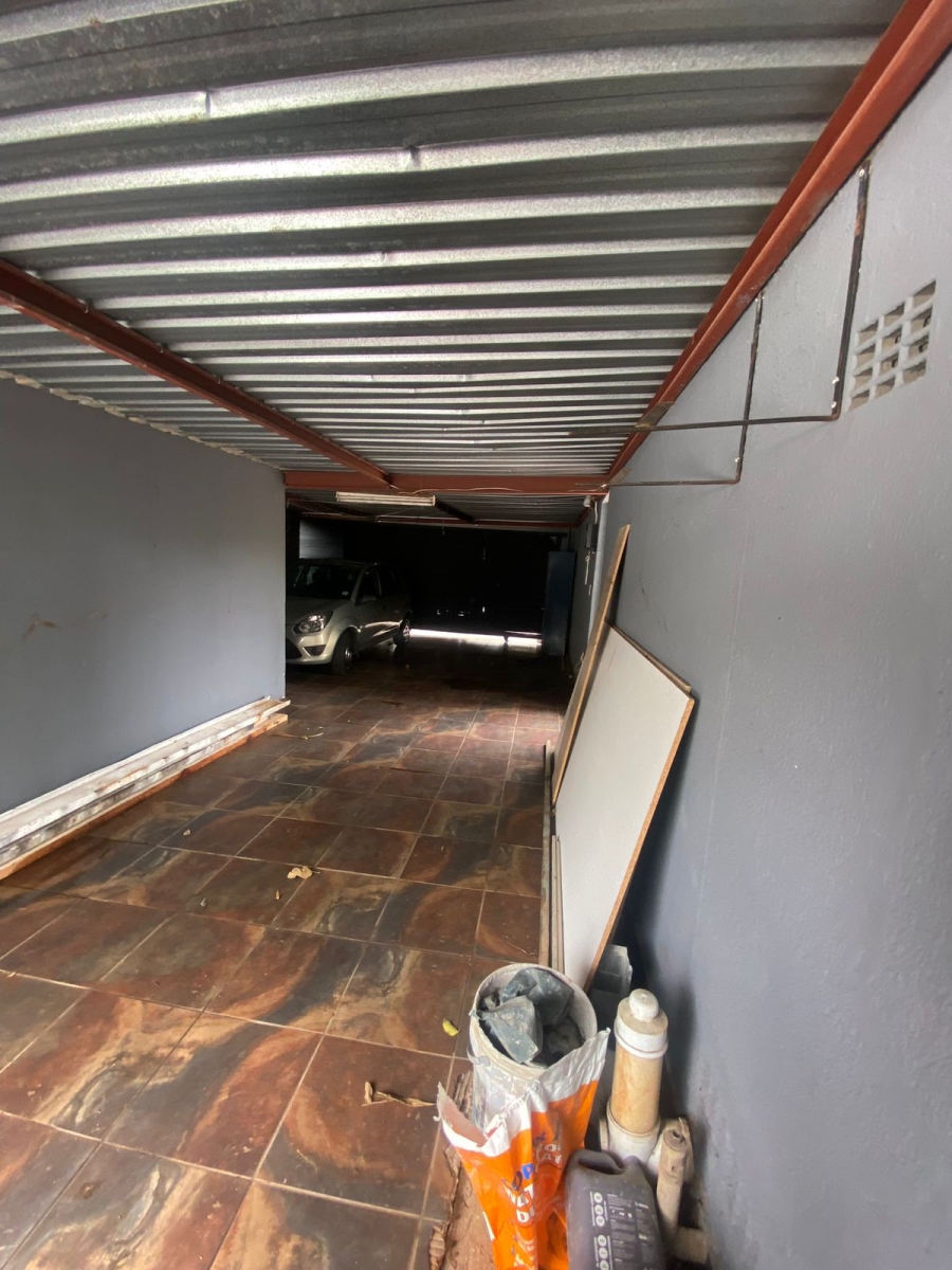 To Let 3 Bedroom Property for Rent in Edendale Gauteng