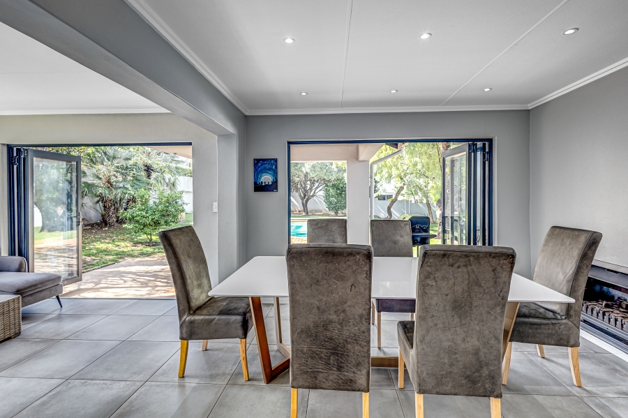 4 Bedroom Property for Sale in Kyalami Estates Gauteng