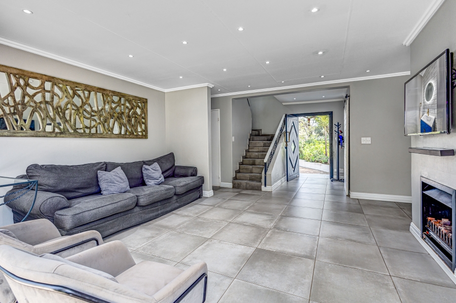 4 Bedroom Property for Sale in Kyalami Estates Gauteng