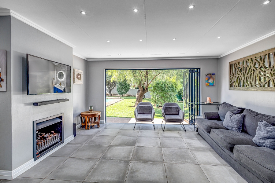 4 Bedroom Property for Sale in Kyalami Estates Gauteng