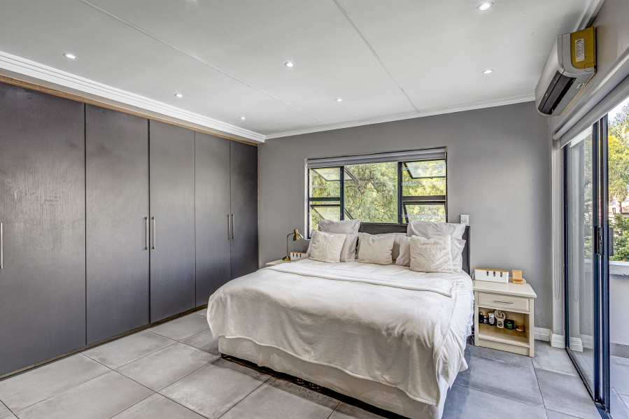 4 Bedroom Property for Sale in Kyalami Estates Gauteng