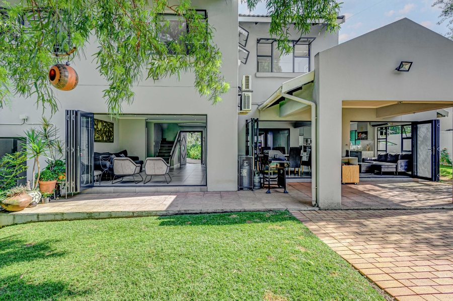 4 Bedroom Property for Sale in Kyalami Estates Gauteng