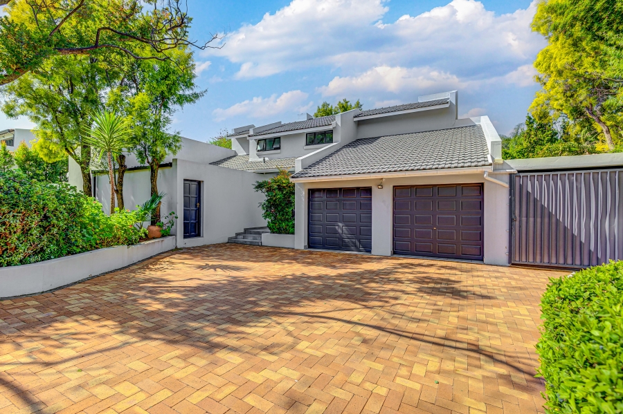 4 Bedroom Property for Sale in Kyalami Estates Gauteng