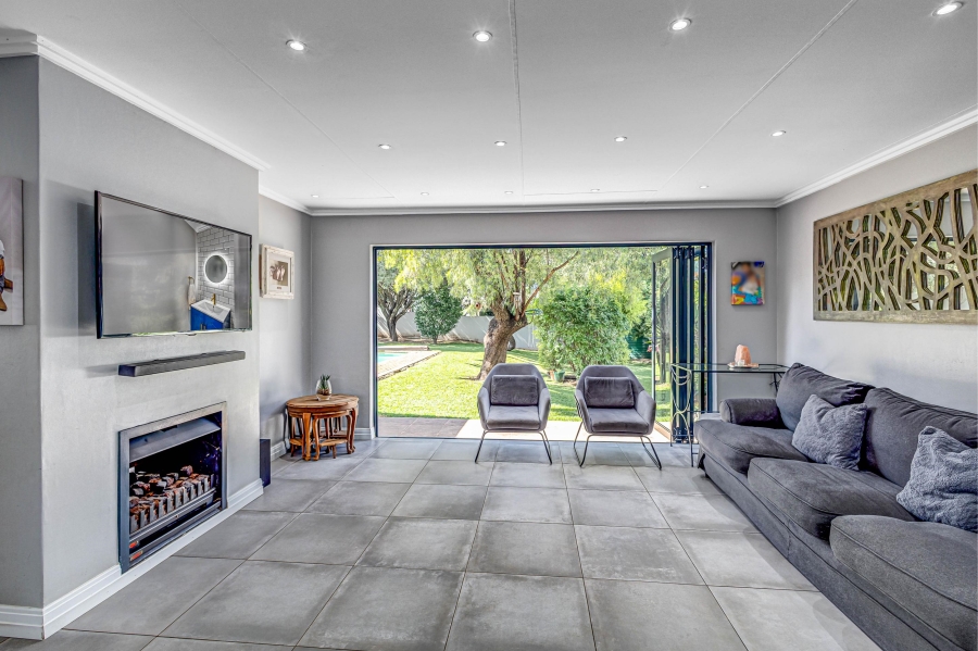 4 Bedroom Property for Sale in Kyalami Estates Gauteng