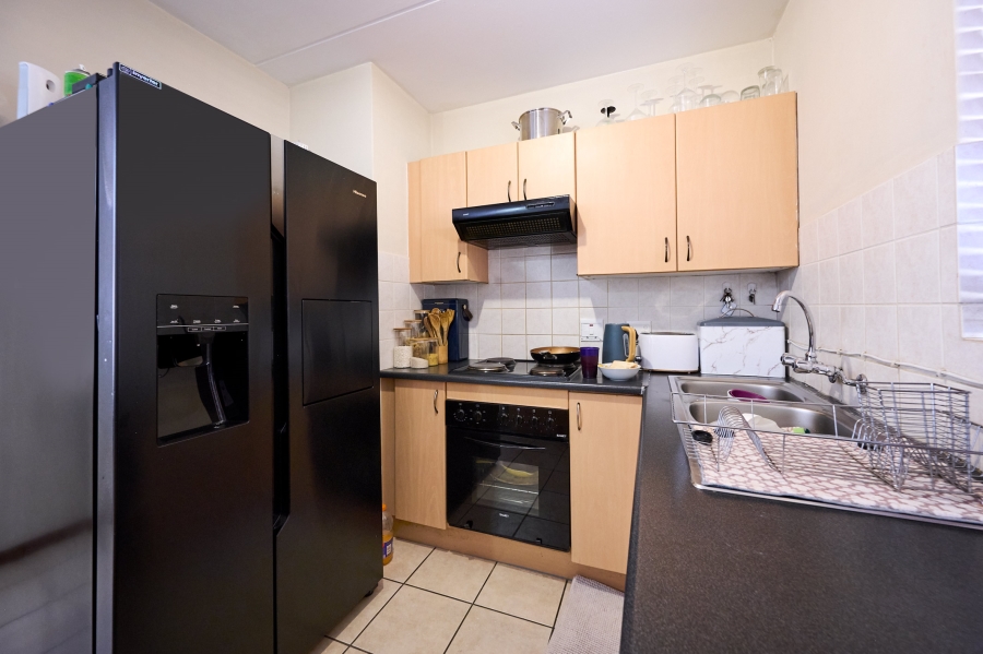 2 Bedroom Property for Sale in Noordwyk Gauteng