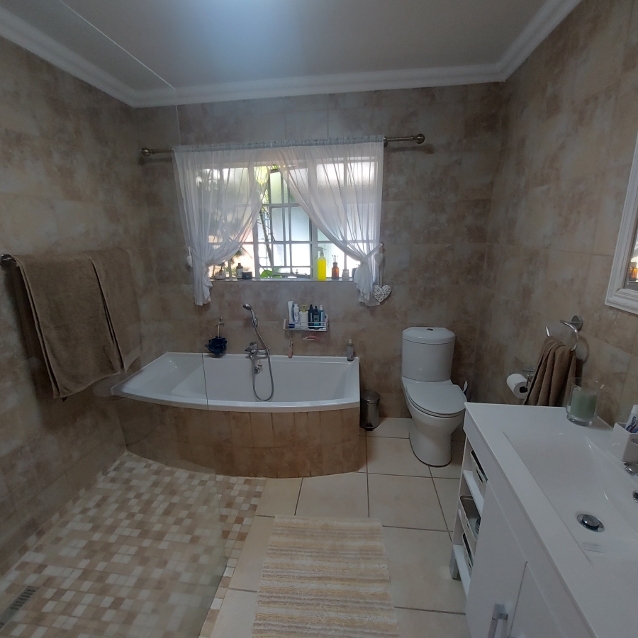 3 Bedroom Property for Sale in Moreleta Park Gauteng