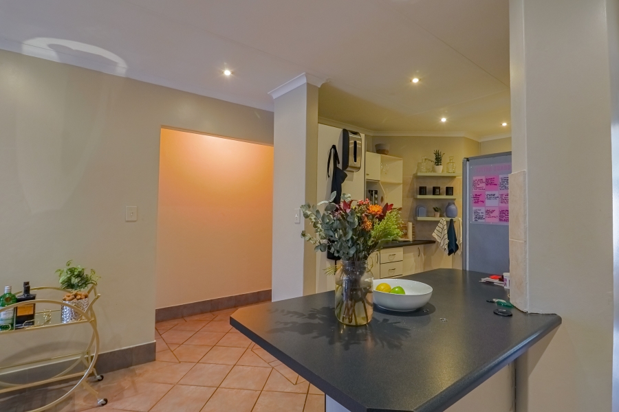 2 Bedroom Property for Sale in Wapadrand Gauteng