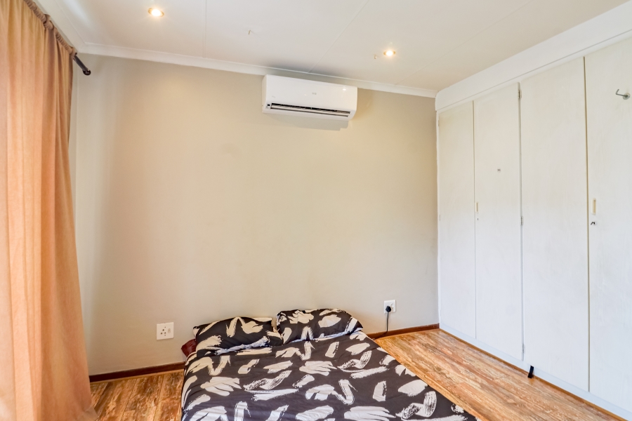 2 Bedroom Property for Sale in Wapadrand Gauteng
